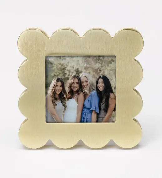 The Scallop Tabletop Frame